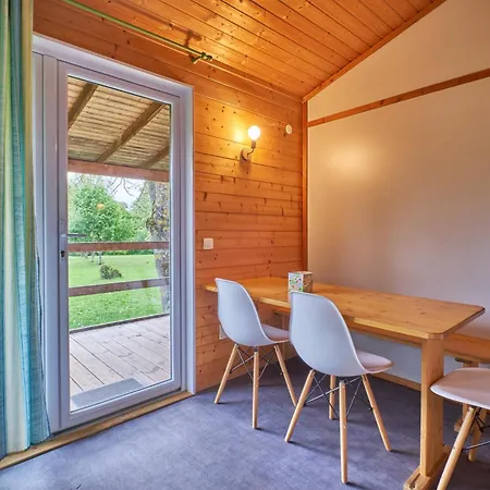 5 Personnes 304 Chalet *